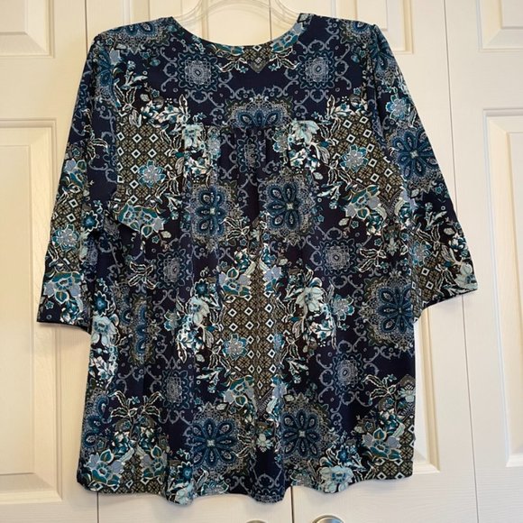 SOLD IN AUCTION ~ AVENUE Abstract Floral Navy Blue Button Henley 18/20 - Picture 7 of 11